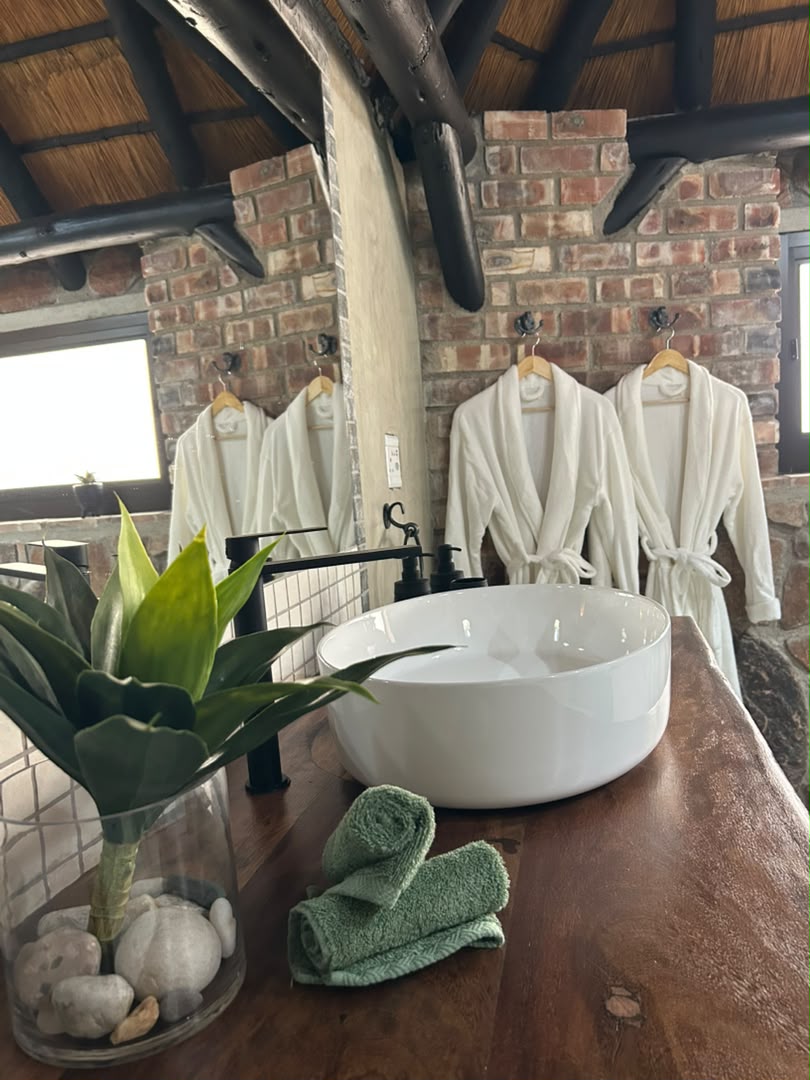 Lodges & Accommodation